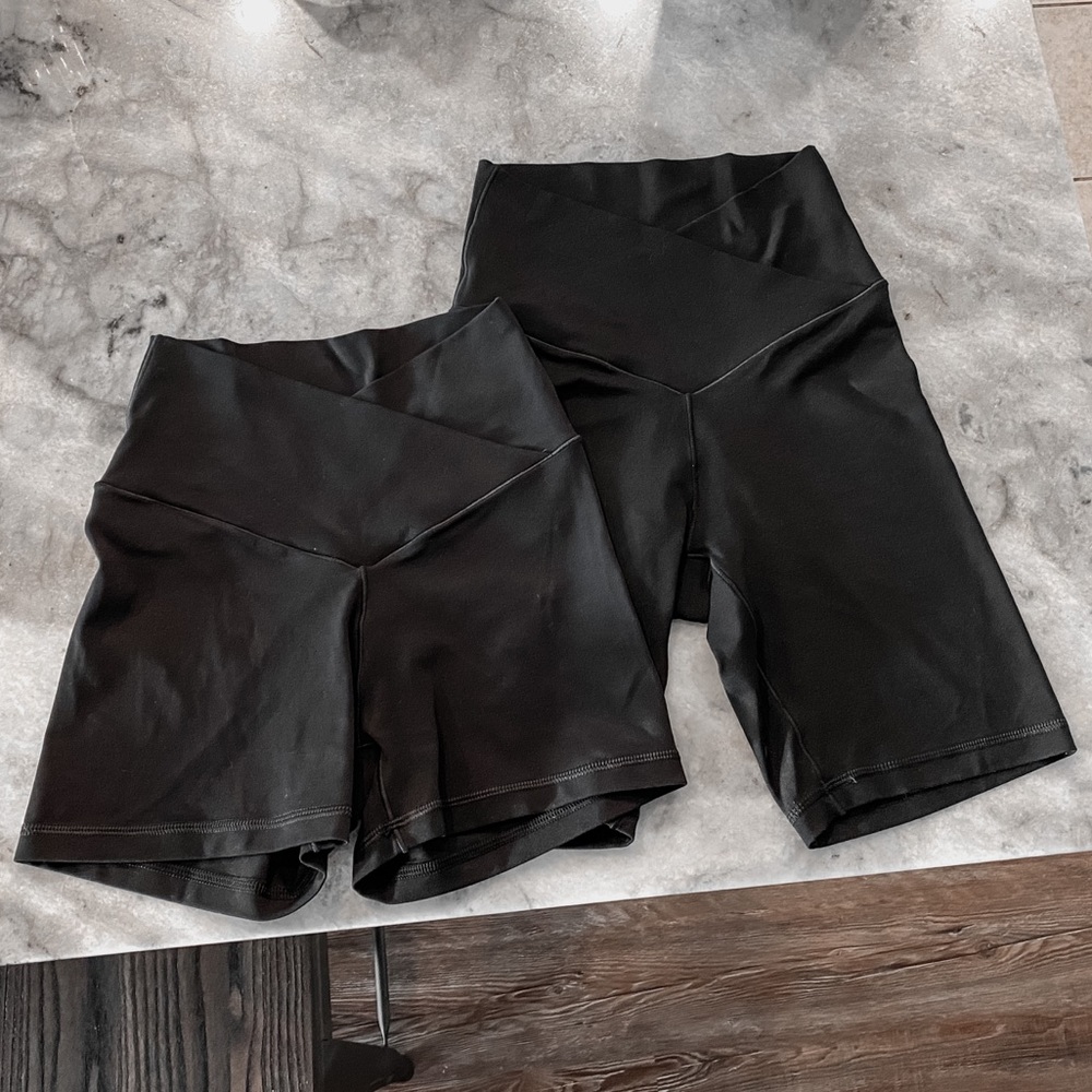 CROSSOVER SHORTS